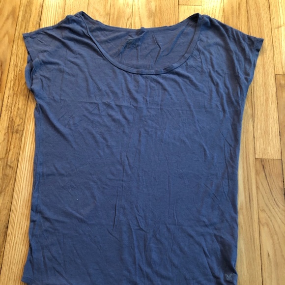 American Eagle Outfitters Tops - American Eagle Blue Basic Tee Shirt - Small
